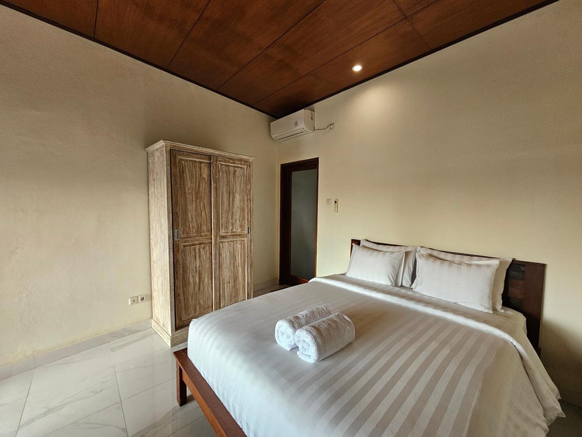 Tegalsari Guest House Canggu Екстериор снимка