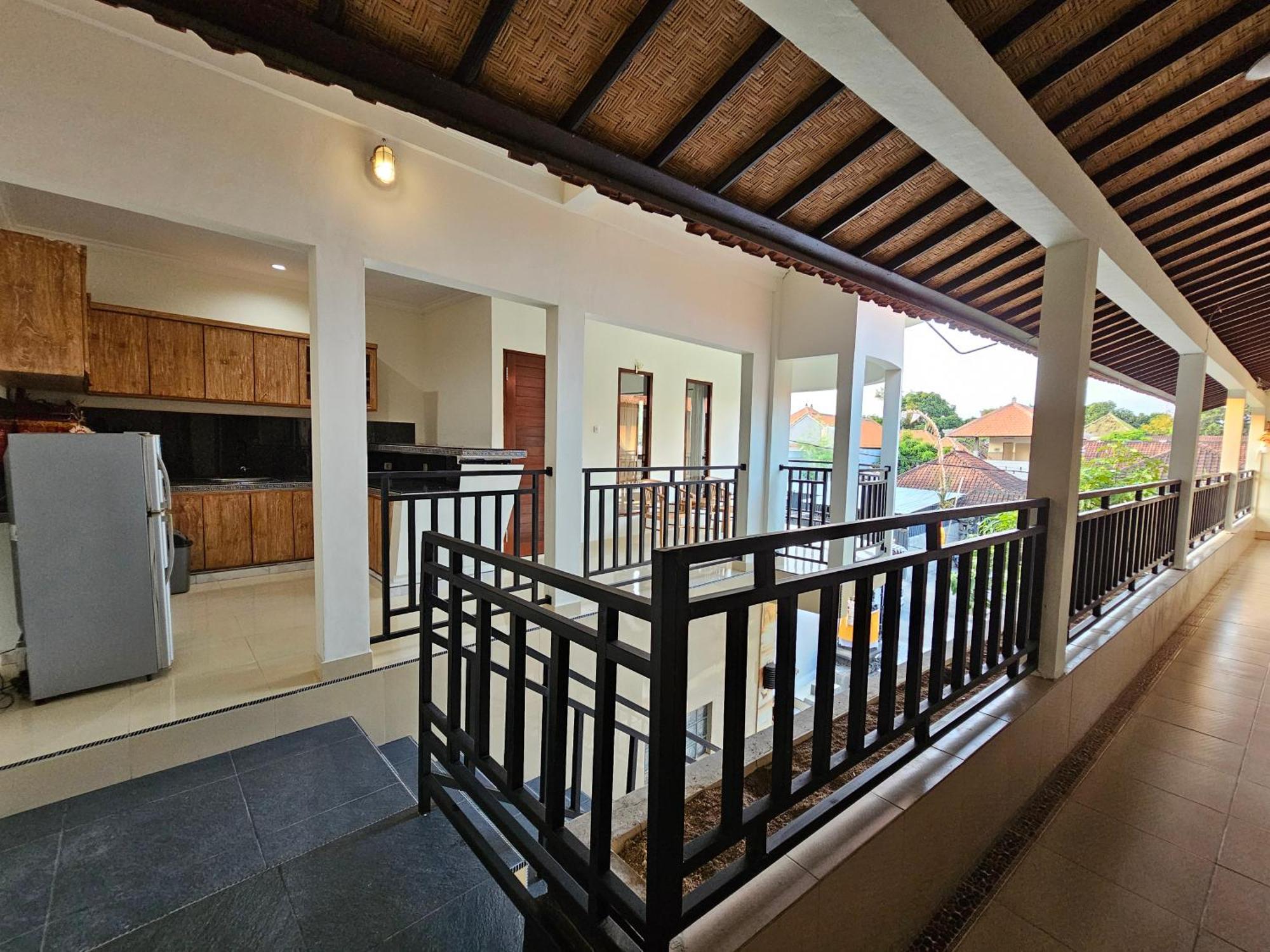 Tegalsari Guest House Canggu Екстериор снимка